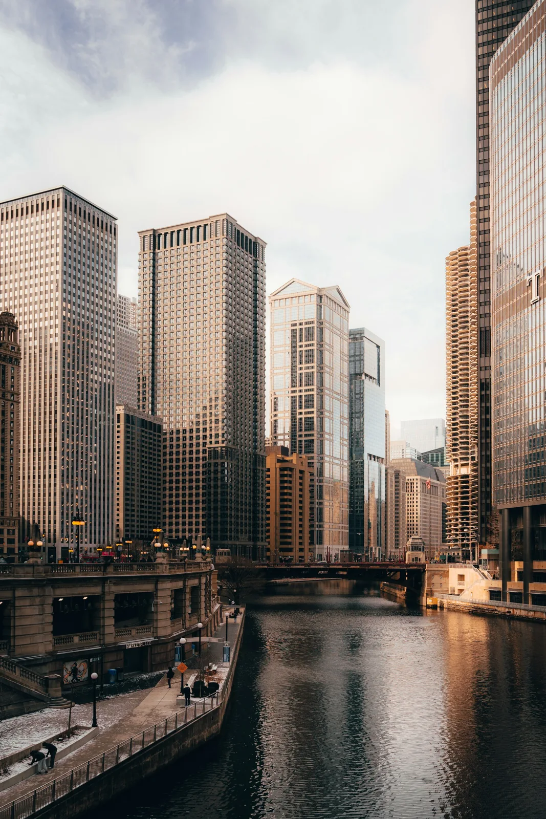 Skyscrapers along the Chicago River