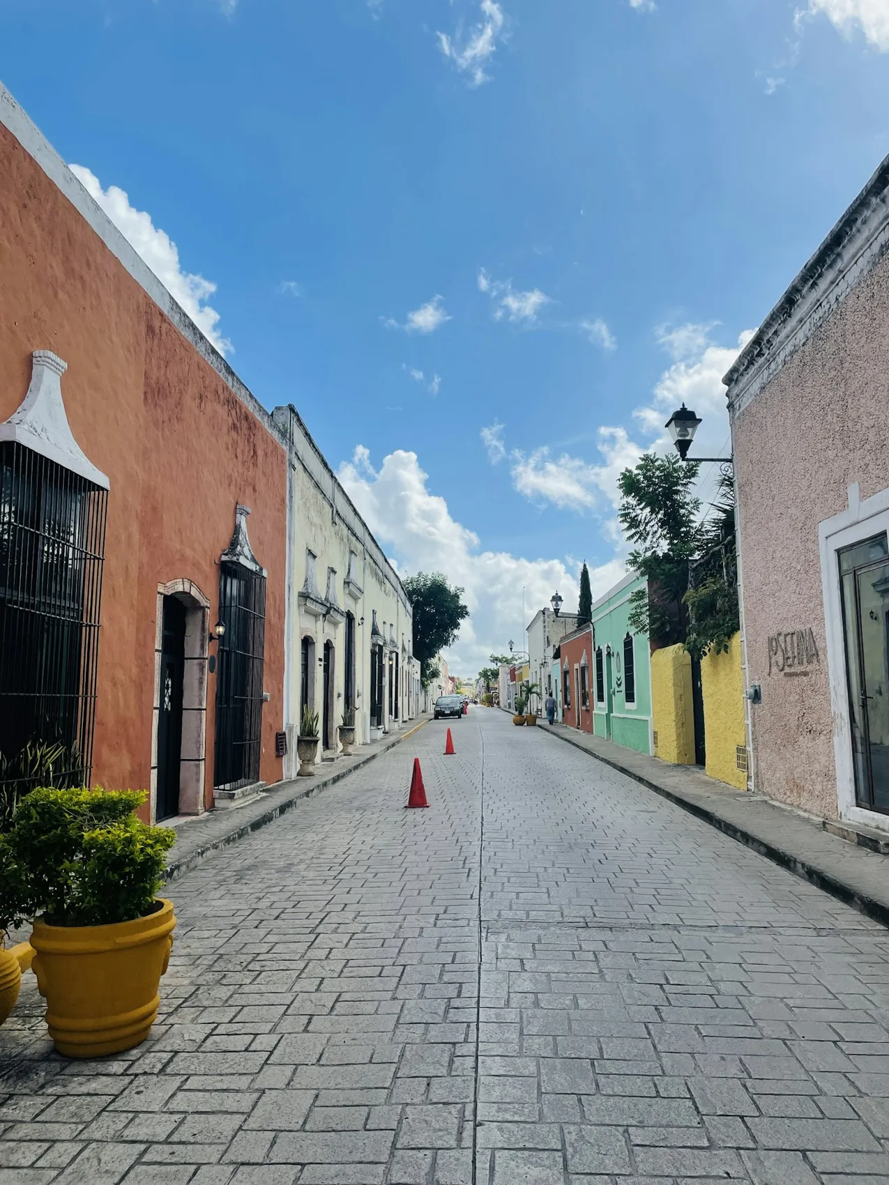 An everyday street view in Valladolid