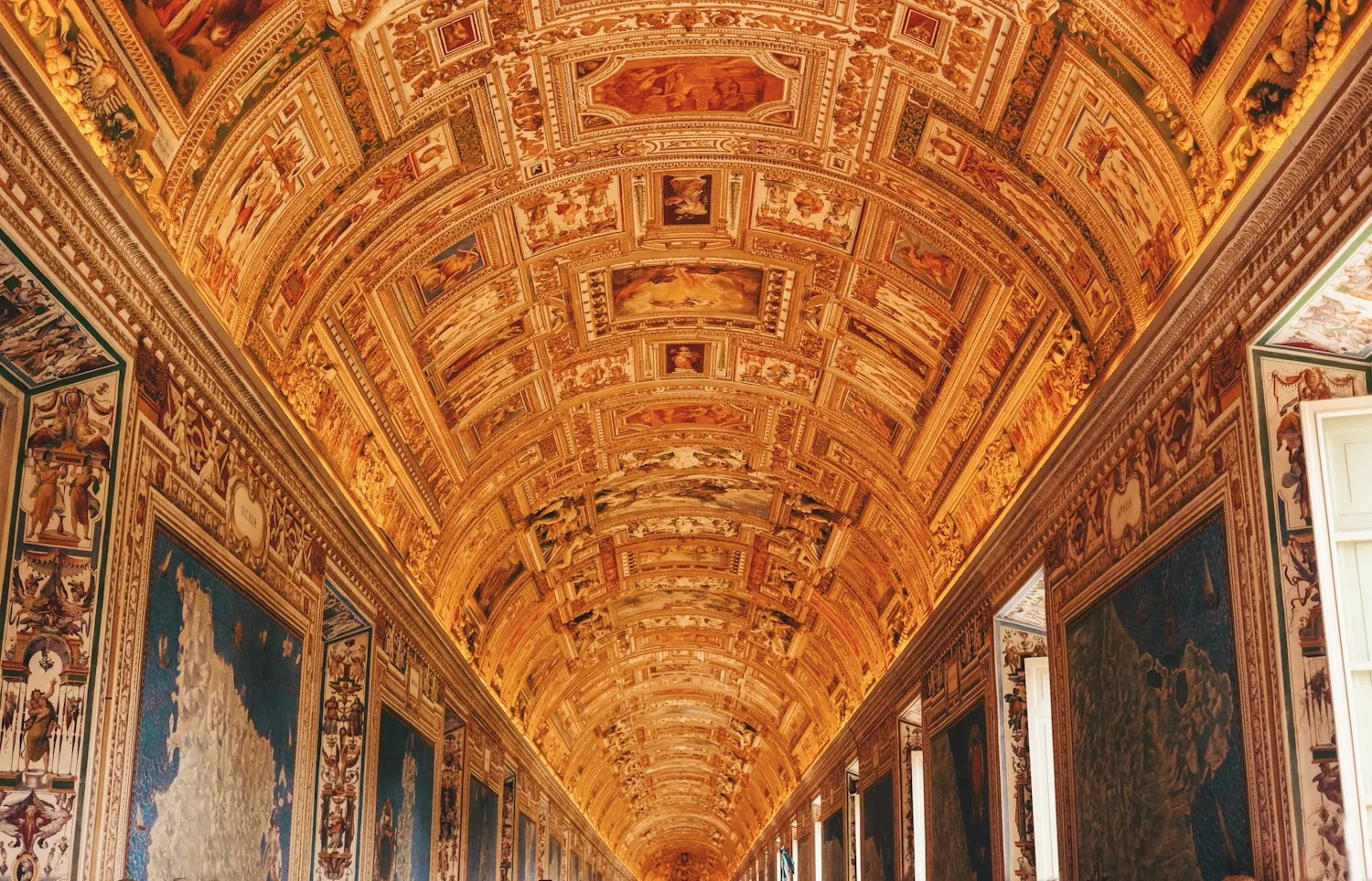 The decorated ceiling of a museum gallery